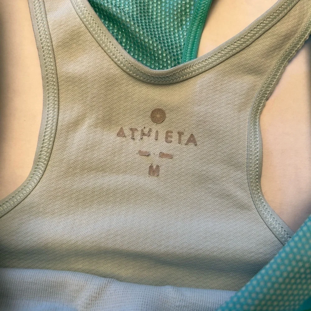 Athleta seamless double‎ under sports bra in size M. F6